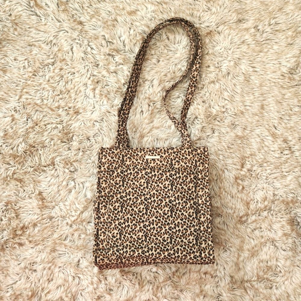 St John's Bay Cheetah Print Tote Bag Beige and Black